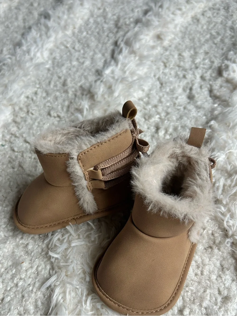 Carter’s Baby Girl Faux Fur Bow Boots Brown 6-9M
